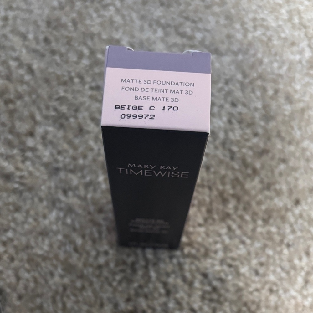Mary Kay TimeWise Matte 3D Foundation - Beige C 170
